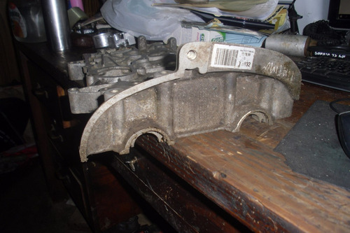 Imagen 2 de 3 de Vendo Tapa Valvula Motor De Renault Megame, # 8200269984f