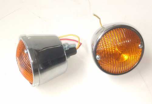 Imagem 2 de 3 de Lanterna Traseira Com Vigia P/ Moto Chopper Par