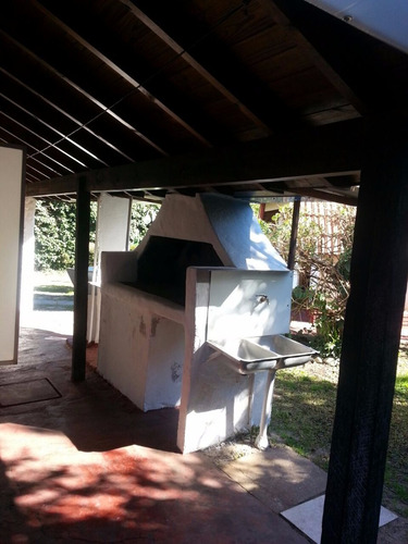 Casa Tipo Cabaña Dúplex En Miramar