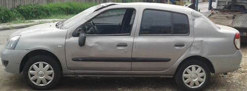 Renault Clio Sedan 2007 Flex Sucata Para Peças