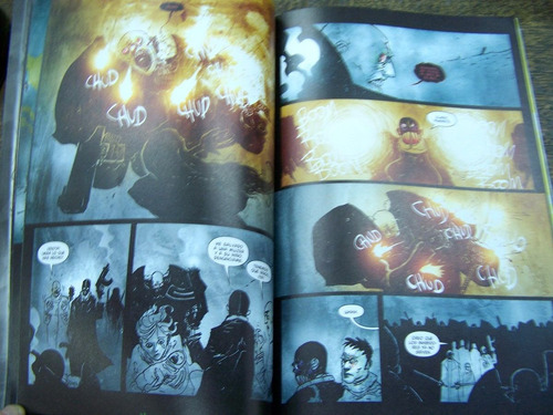 Singularity * Ben Templesmith * Norma *