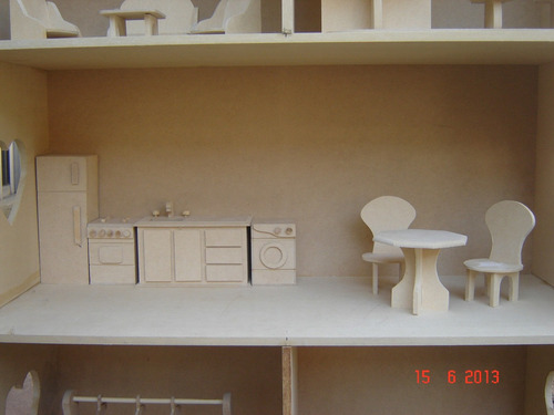 Casita Muñecas Fibrofacil Escala Barbi 1.35 Mts Alt 24 Mueb