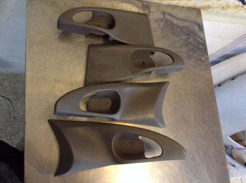 Moldura De Jaladeras De Puerta Focus Sedan Mod 00-04 (c/u)