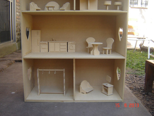 Casita Muñecas Fibrofacil Escala Barbi 1.35 Mts Alt 24 Mueb