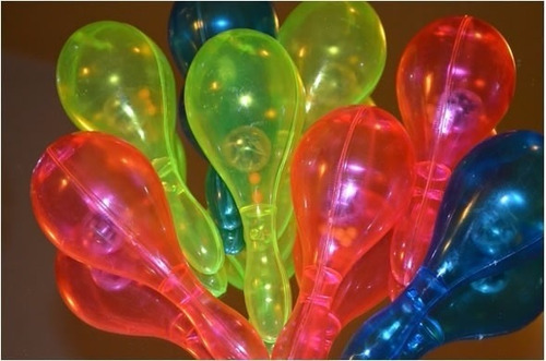 Imagen 4 de 10 de 8 Maracas Led Pack Cotillon Carioca Luminoso Combo Fiesta