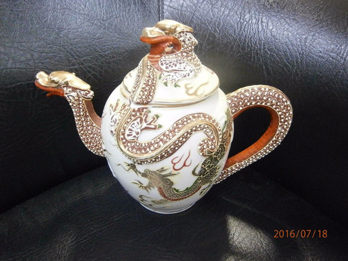Tetera Porcelana Japonesa Antigua Con Dragon X 20cms