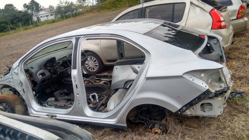 Imagem 2 de 6 de Sucata Prisma 2015 1.4 Automat. - Rs Auto Peças Farroupilha