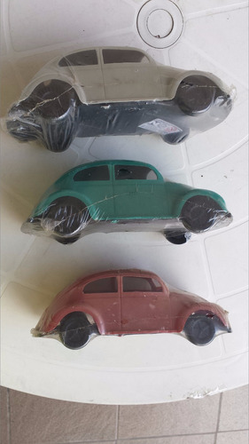 Fusca - Plastico Vazado - Lote Com 3 - Marca Rezen Tec (Usado)