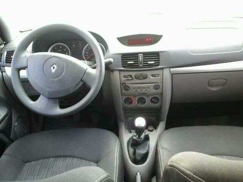 Imagem 6 de 10 de Sucata Renault Symbol 2011 - Peças