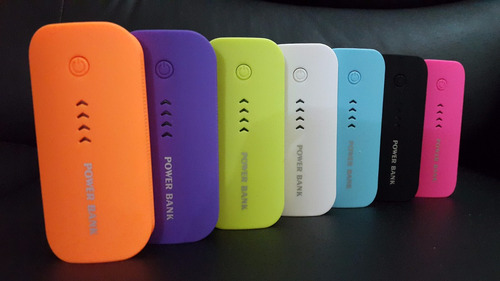 Cargador Portatil. Power Bank Powerbank 5600mah Con Linterna