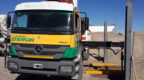 Alquilo Mercedes Benz 2831 2015 6x4 Con Hidrogrua De 26 Tn