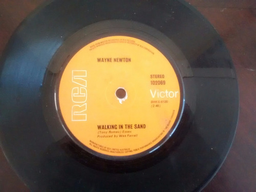 Vinilo  Single De Wayne Newton - Walking In The Sand( N101