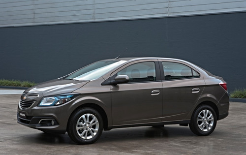 Imagen 4 de 4 de Alquiler De Auto O Camioneta Chevrolet Onix Prisma Fiorino