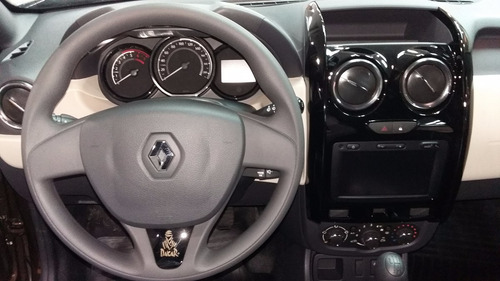 Renault Duster2.0 Ph2 4x2 Privilege Financia $550000 Al 14,9