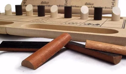 Senet - Jogo de Tabuleiro do Antigo Egito