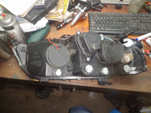 Imagen 3 de 3 de Vendo Lampara Delantera Izquierda De Bmw X5, Año 2003
