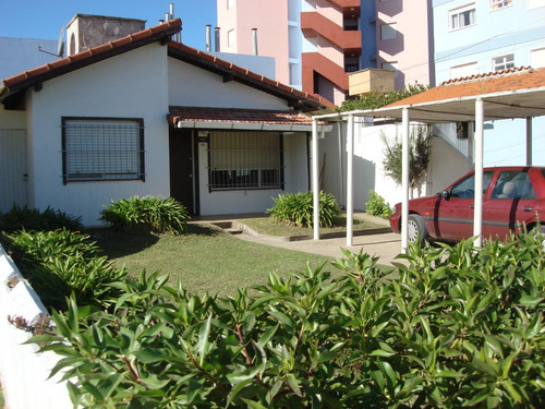 Alquilo Chalet Gesell  132 Y 1 Y  Depto 2 Amb 50 Mts Mar. Chalet 7 Pax, Depto 4 Pax