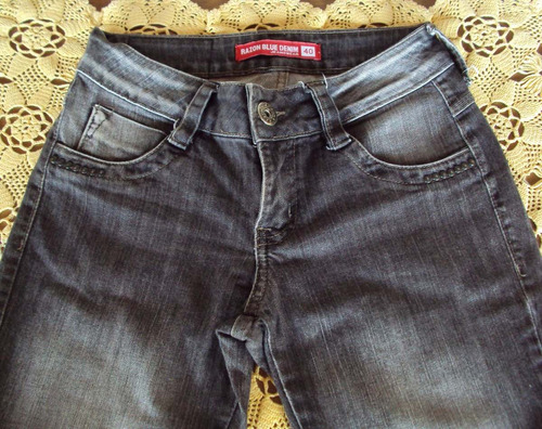 Linda Calça Jeans Com Elastano Corte Reto Marca Razon