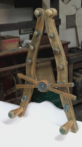 Antiguo Perchero De Estilo