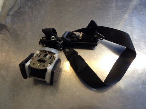 Cinturon De Seguridad Derecho Focus Mod 00-04 Oem