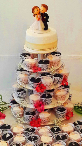 Torre De Cupcakes + Torta Para Eventos-casamientos