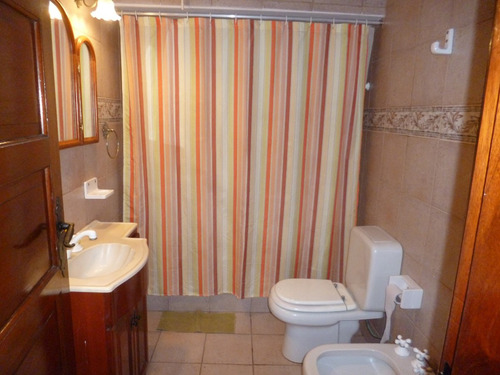 Imagen 4 de 13 de Chalet En Mogotes A Pasos Del Mar - 5 Personas - Wi Fi - Gran Parque - Estacionamiento -