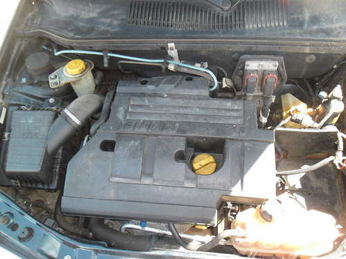Imagem 3 de 10 de Sucata Palio Week 1.8 8v 03 Gasolina Pra Tirar Peças Motor