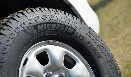Neumatico Michelin 215 65 R16 98t Ltx Force Duster Cavallino