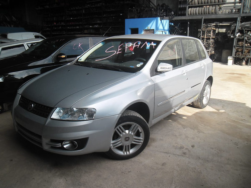 Sucata Stilo 1.8 Flex 2010 Pra Tirar Peças Motor Capo Roda