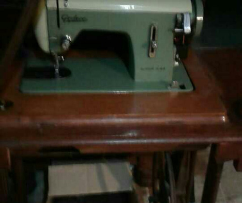 Maquina De Coser Godeco