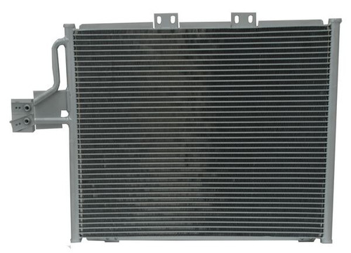 Condensador Jeep Wrangler L4/l6 2.4/4.0l 2000-2001-2002-2003