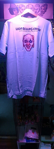 Remeras Lion Rolling Circus Talles Sedas - Boom Clap Olivos