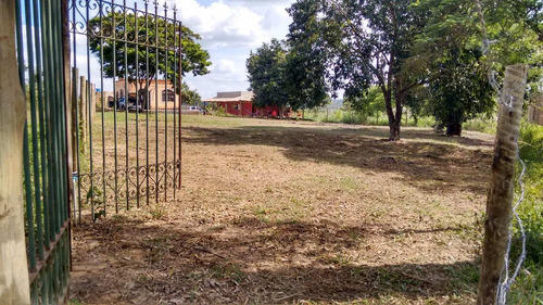 Imagem 13 de 14 de Troco - Cachoeira Do Choro Sitio 1800m² Casa 2qts Curvelo-mg