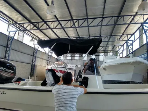 Bermuda Safary 5,5 M Mercury 40 Hp 3 Cilindros Elec/automix