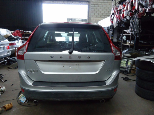Imagem 1 de 3 de Sucata Para Retirar Peças Volvo