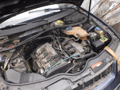 Passat Sedan 1.8 Turbo Sucata Para Peças