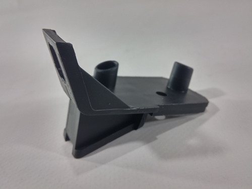 Soporte Guia Bomper Delantero Izquierdo Renault Megane 1
