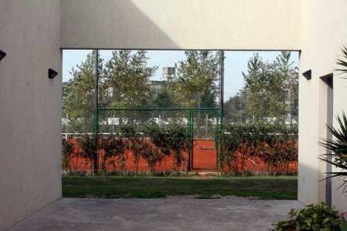 Lote En Exclusivo Barrio Privado Los Troncos Berazategui