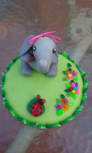 Elefantita Adorno Torta En Porcelana Fria.