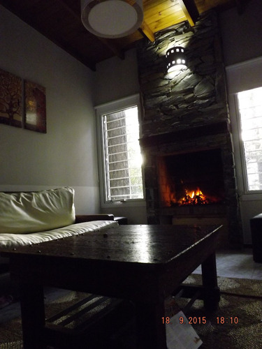 Casa En Mar De Las Pampas, Esquina San Andres Y Los Alamos.