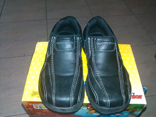 Zapatos Nuevos Marca Skechers Color Negro