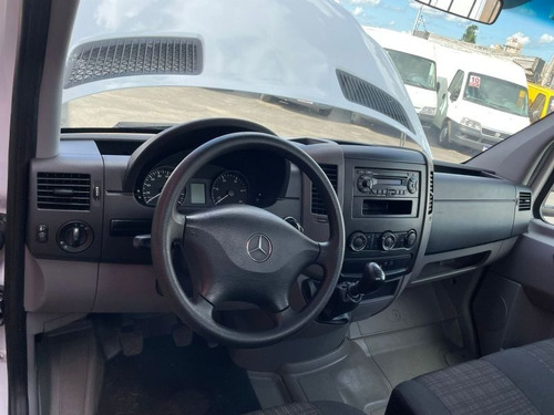 Imagem 5 de 8 de Sprinter 415 Carroceria 2018