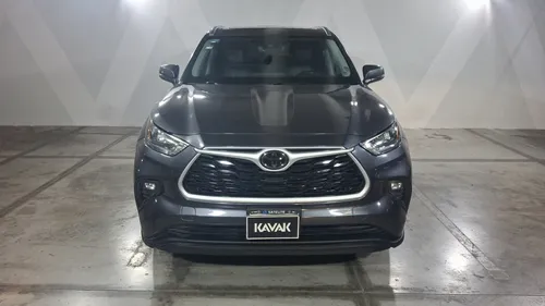 Toyota Highlander 3.5 XLE AUTO