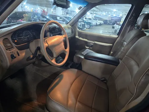 Ford Explorer 5.0l Xlt V8 4x4 Mt