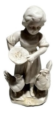 Antigua Figura En Ceramica Niña Original 