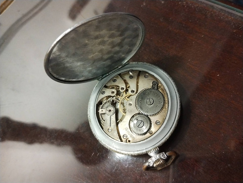 Antiguo Reloj De Bolsillo Marca Condal No Arranca ( Sucio ) (Usado)