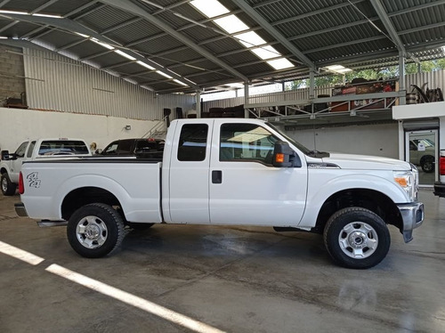Imagen 6 de 15 de 2012 F-250 Super Duty Xlt 4x4 Cabina Y Media