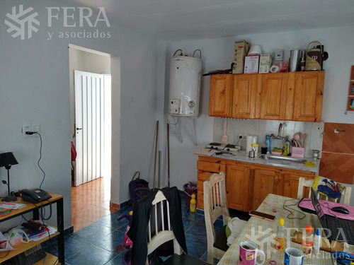 Imagen 6 de 10 de Venta En Block De Propiedades Con Patio En Comun En Wilde. Ideal Inversor (28578)