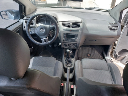 Imagen 10 de 10 de Volkswagen Suran 2013 1.6 Con Gnc
