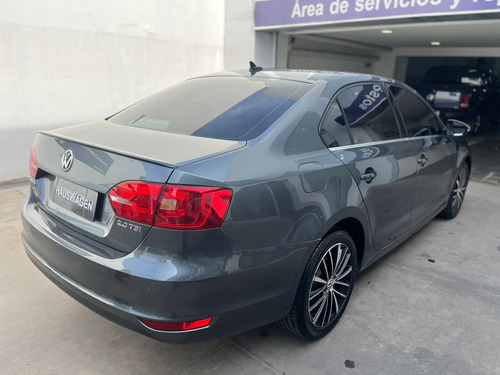 Volkswagen Vento 2.0 Sportline Tsi 200cv